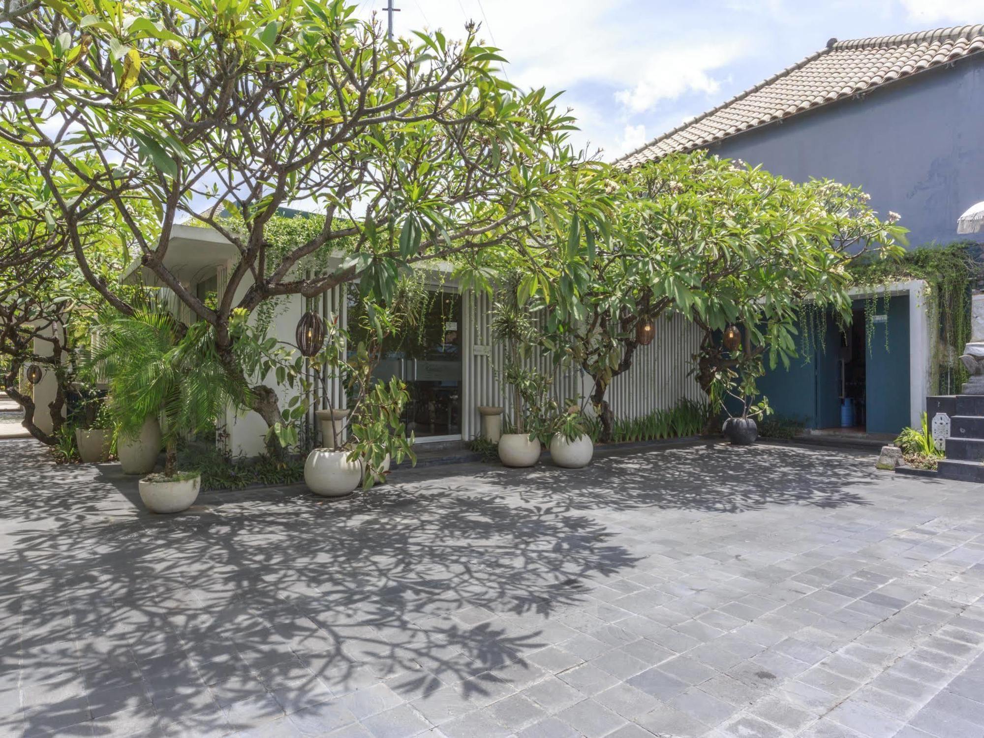 Kamuela Villas Seminyak Esterno foto